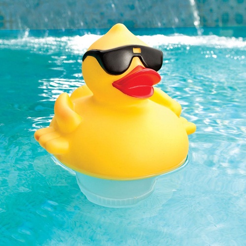 Piscinas Saludables. By R Chemical